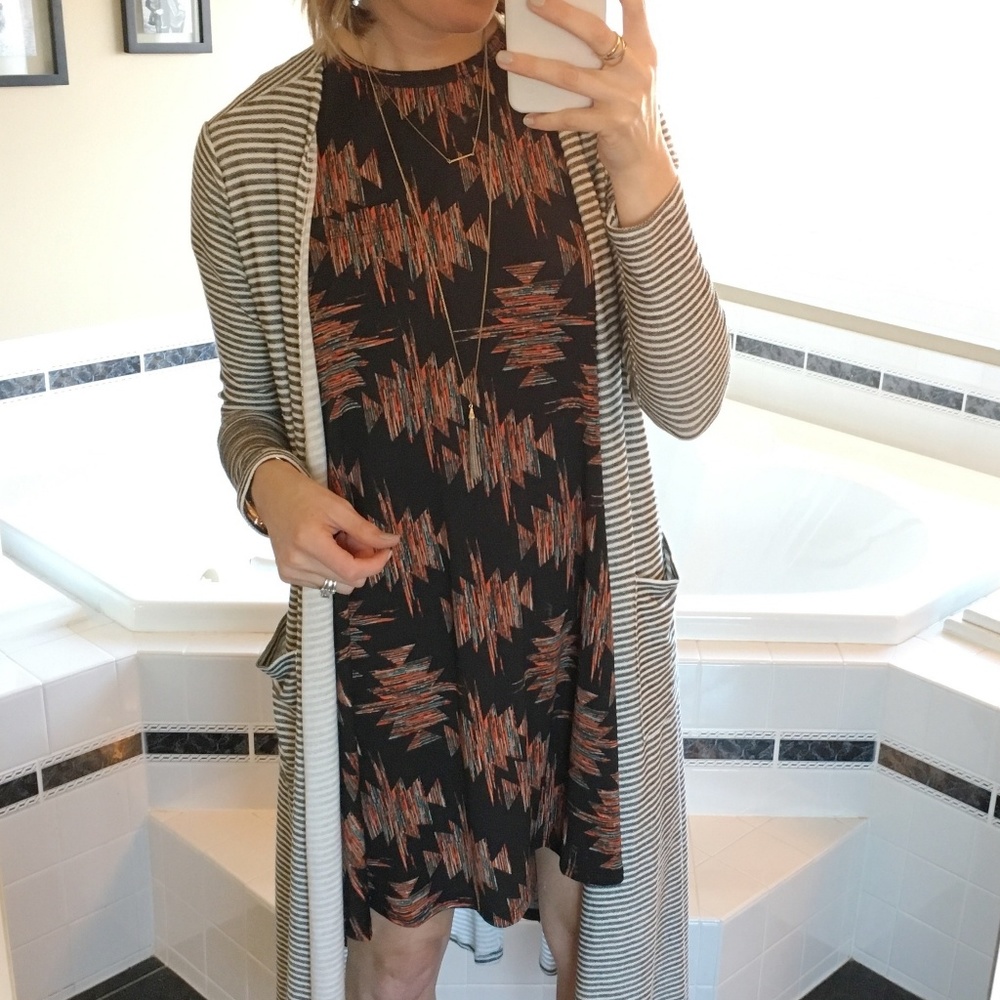 LuLaRoe Sarah Gray & White Maxi Cardigan